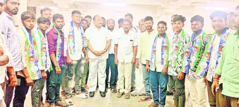 వైఎస్సార్‌సీపీలో చేరికలు