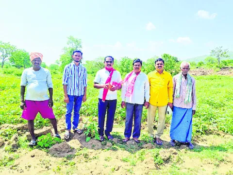 పేరూరు ఎస్సైకి  గ్యాలంటరీ అవార్డు
