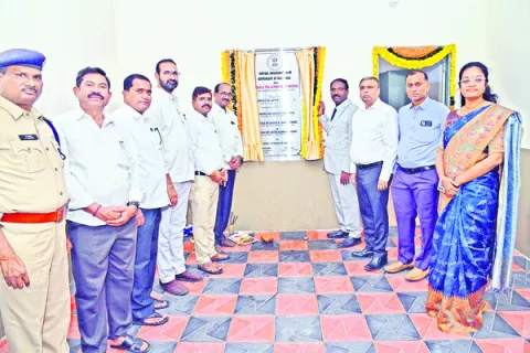 జిల్లా కోర్టులో  అభివృద్ధి పనులు ప్రారంభం 
