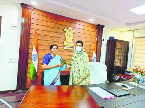 జిల్లాలో బాల అదాలత్‌లు ఏర్పాటు చేయాలి