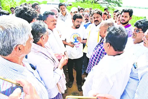 రైతుల సమస్యలను పరిష్కరిస్తాం 