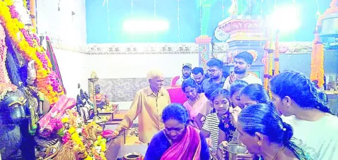 సిరిమానోత్సవానికి వేళాయె.. 
