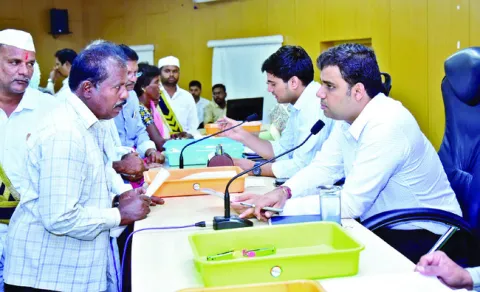 పొలాలకు దారి చూపించండి 