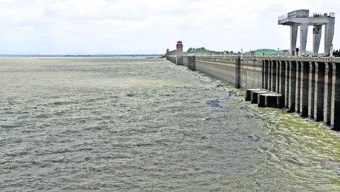టీబీ డ్యాంకు 20,025 క్యూసెక్కుల ఇన్‌ఫ్లో 