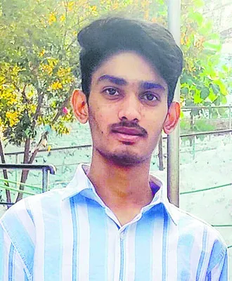 సంధిపూడి విద్యార్థికి ఆలిండియా 1533 ర్యాంకు 
