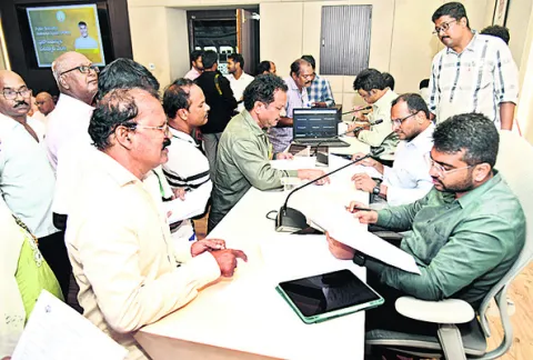 అర్జీలకు శాశ్వత పరిష్కారం చూపాలి 