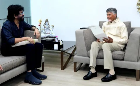 Nagarjuna Invited To Chandrababu Naidu For His Son Akhil Wedding