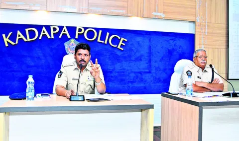 పారదర్శకంగా మహిళా పోలీసుల బదిలీల కౌన్సెలింగ్‌