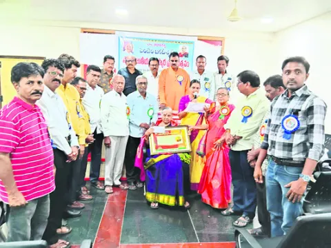 పెండెం జగదీశ్వర్‌ సాహిత్య సేవ చిరస్మరణీయం