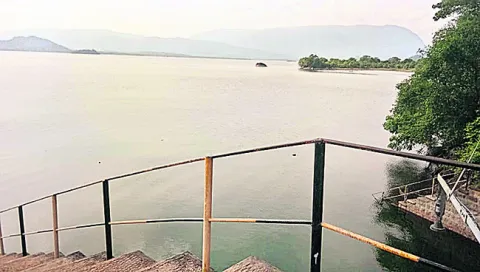 కళకళలాడుతున్న జలాశయాలు