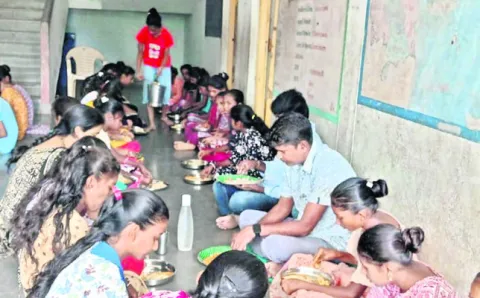 మెనూ విధిగా పాటించాలి 
