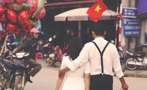 Chinese woman 50marries son Russian classmate sparks viral attention