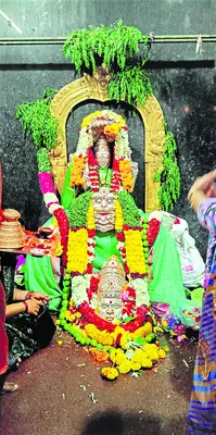 గంగమ్మ ఆలయంలో భక్తుల రద్దీ 