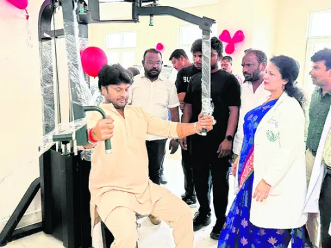 క్రమంతప్పకుండా వ్యాయామం చేయాలి 