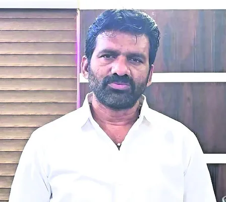 కూటమి పాలనలో రోడ్డున పడిన ప్రజలు 