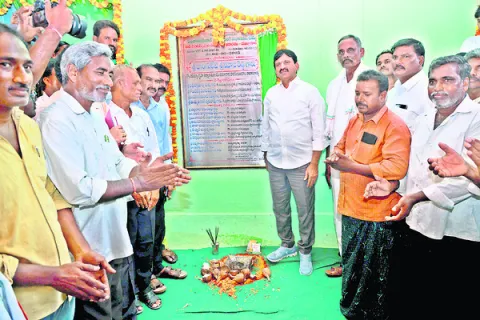 ఇళ్ల మంజూరు నిరంతర ప్రక్రియ 
