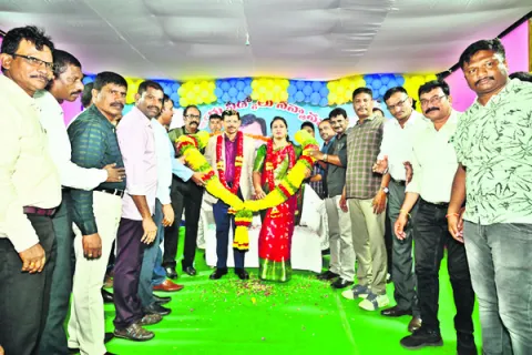 కమాండెంట్‌ మురళీకృష్ణకు ఘనంగా వీడ్కోలు 