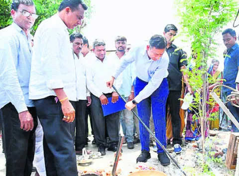 పేదలకు అండగా ప్రభుత్వం