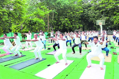 యోగాతో  సామర్థ్యం మెరుగు 
