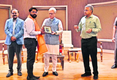శభాష్‌... దీక్షిత్‌ 