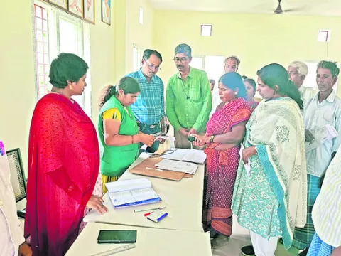 విత్తన పంపిణీ ప్రారంభం