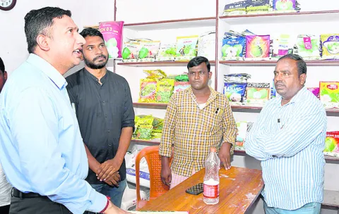 రెవెన్యూ సదస్సులు సద్వినియోగం చేసుకోవాలి