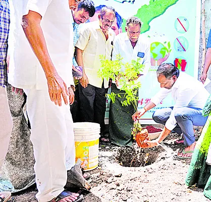 నల్లబర్లీ కొనుగోలు కేంద్రం ఏర్పాటు చేయండి 