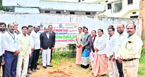 పర్యావరణాన్ని కాపాడుకుందాం 