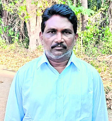 రైతులను మోసగించిన ఎంపీ రమేష్‌ 