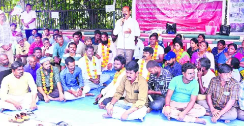 అప్కాస్‌ ఉద్యోగుల వేతనాలు పెంచాలి