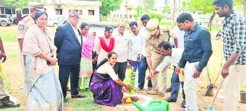 పర్యావరణ పరిరక్షణ అందరి బాధ్యత