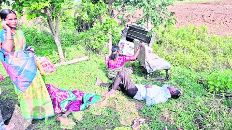 ఊడిన టాటా ఏస్‌ స్టీరింగ్‌.. 