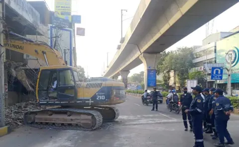 HYDRA Sudden Demolitions In Secunderabad Full Detals Here