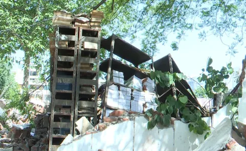Demolition Of Vijayawada Satavahana College Buildings