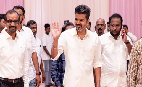 Vijay Thalapathy Emotional His Jananayagan Movie Party