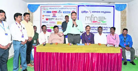 మైక్రోఫైనాన్స్‌లపై తప్పుడు ప్రచారం సరికాదు