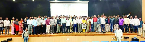 జిల్లా అంతటా శుక్రవారం ఉష్ణోగ్రతలు స్వల్పంగా పెరిగాయి. 