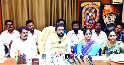 మారణకాండకు వారే బాధ్యులు 