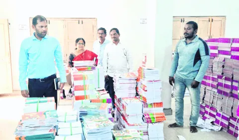 ప్రాణం ఉన్నంత వరకూ వైఎస్‌ జగన్‌ వెంటే.. 