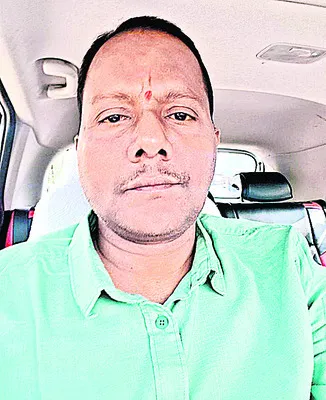 గుండెపోటుతో  తహసీల్దార్‌ మృతి
