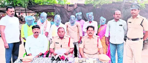 ఏడుగురు మట్కా బీటర్లు అరెస్ట్‌ 