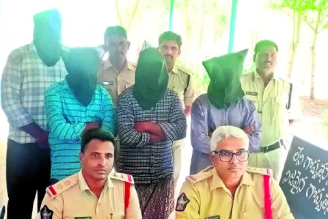 పాత కక్షలతోనే ఆంజనేయులు హత్య 