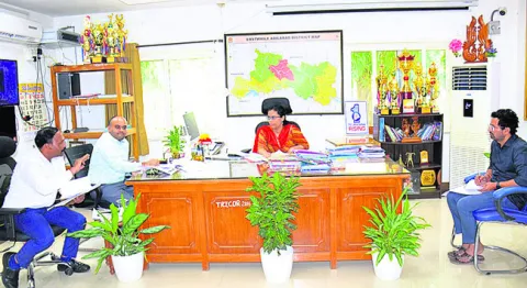 ఉపాధి అవకాశాలు సద్వినియోగం చేసుకోవాలి
