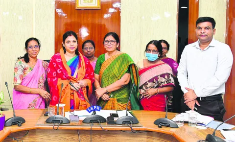 ‘బడిబాట’ను విజయవంతం చేయాలి