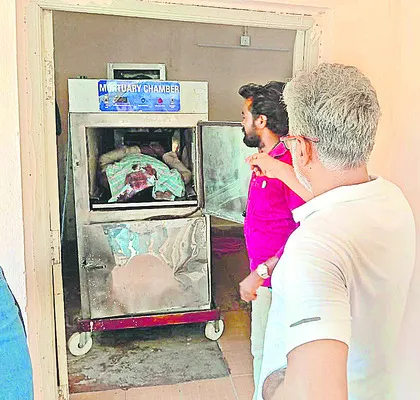 కృష్ణానదిలో దూకి వ్యక్తి మృతి 