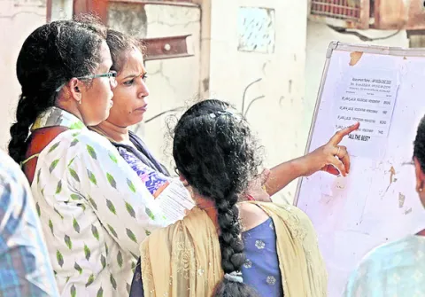 డీఎస్సీ పరీక్షకు 88.39 శాతం హాజరు