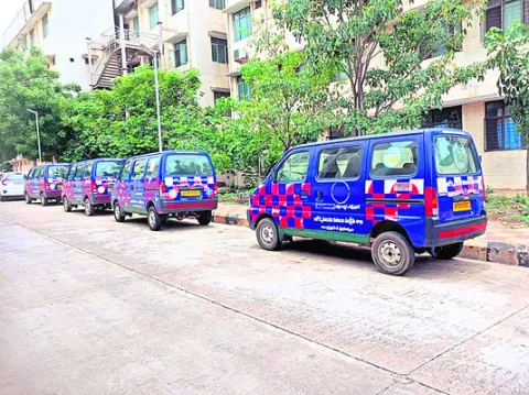  తల్లీ బిడ్డ ఎక్స్‌ప్రెస్‌కు గండం 
