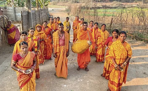 Odisha Indian singing tradition to stop wildfires10