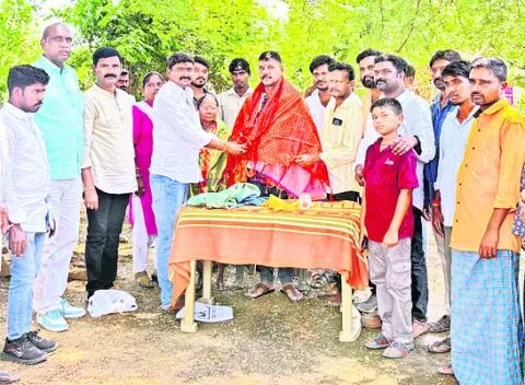 సైనికుల త్యాగాలు చిరస్మరణీయం

