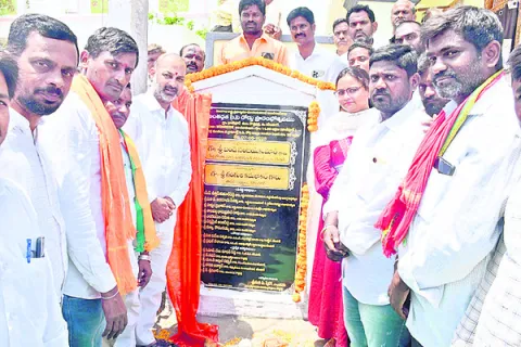 రూ.31కోట్లతో రోడ్ల నిర్మాణం
